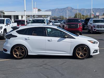 Used 2016 Ford Focus - photo 1