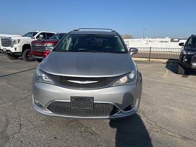 Used 2018 Chrysler Pacifica Touring L Minivan for sale #JR143989T - photo 1