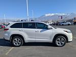 2019 Toyota Highlander AWD SUV for sale #KS947342G - photo 2