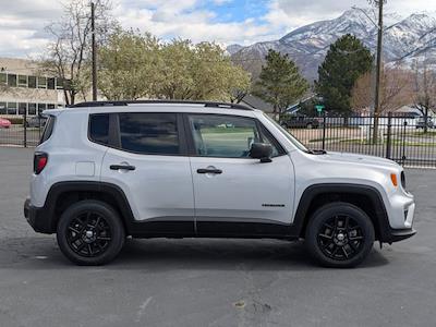 Used 2021 Jeep Renegade - photo 1