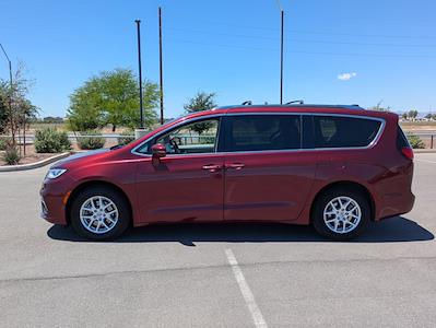 2021 Chrysler Pacifica FWD Minivan for sale #MR546554G - photo 2