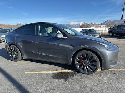 Used 2022 Tesla Model Y - photo 1