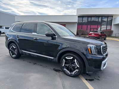 Used 2025 Kia Telluride - photo 1