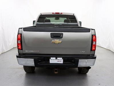 2009 Chevrolet Silverado 2500 Crew Cab 4WD Pickup for sale #BP3542A - photo 2