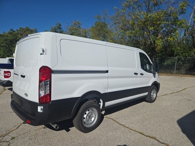 New 2026 Ford Transit 250 - photo 17