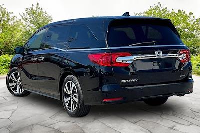 Used 2018 Honda Odyssey - photo 1