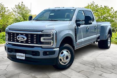 2025 Ford F-350 Crew Cab DRW 4x4 Pickup for sale #UR0299 - photo 1