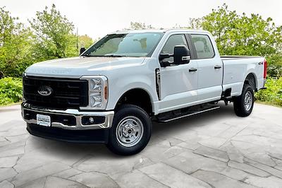 2025 Ford F-350 Crew Cab SRW 4WD Pickup for sale #UR0302 - photo 1
