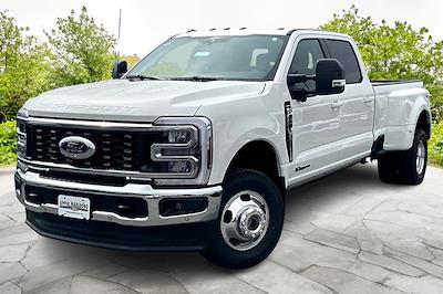 New 2025 Ford F-350 Lariat Crew Cab 4WD DRW Pickup for sale #UR0315 - photo 1