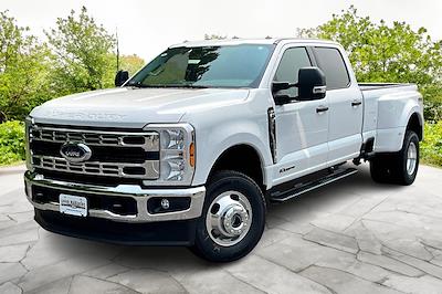 New 2025 Ford F-350 XLT Crew Cab 4WD DRW Pickup for sale #UR0316 - photo 1