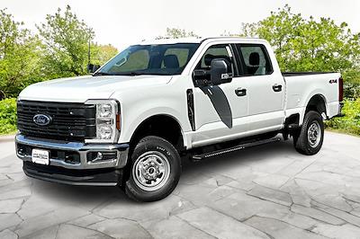2025 Ford F-250 Crew Cab 4WD Pickup for sale #UR0330 - photo 1