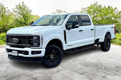 New 2025 Ford F-350 XL Crew Cab 4WD SRW Pickup for sale #UR0410 - photo 1