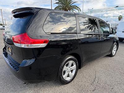 Used 2014 Toyota Sienna Minivan for sale #P28559 - photo 2