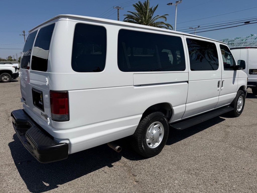Used 2009 Ford E-350 - photo 7