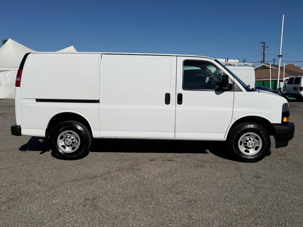 Used 2019 Chevrolet Express 2500 - photo 6