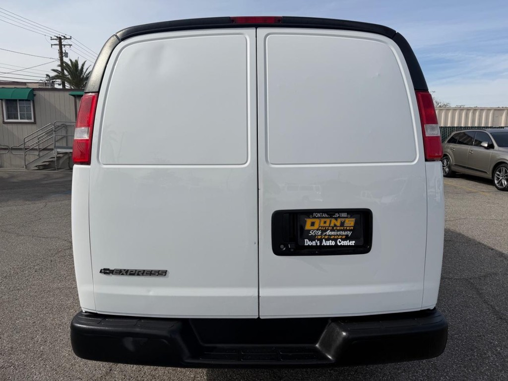 Used 2019 Chevrolet Express 2500 - photo 9
