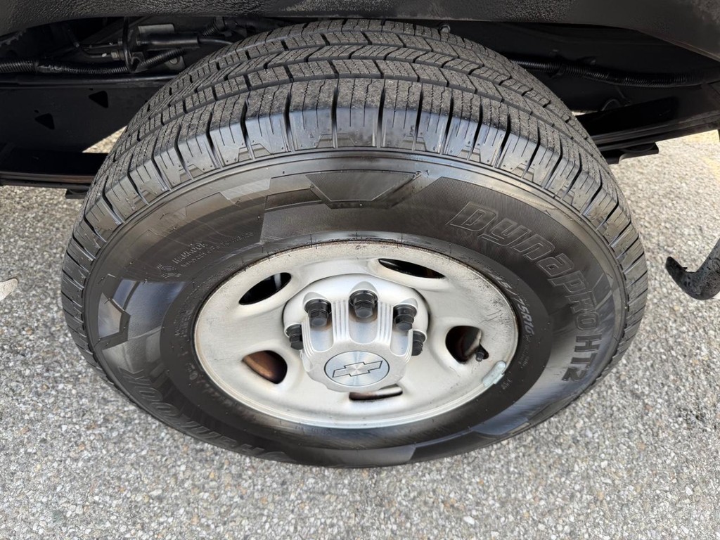 Used 2019 Chevrolet Express 2500 - photo 34