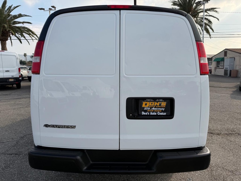 Used 2019 Chevrolet Express 2500 - photo 7
