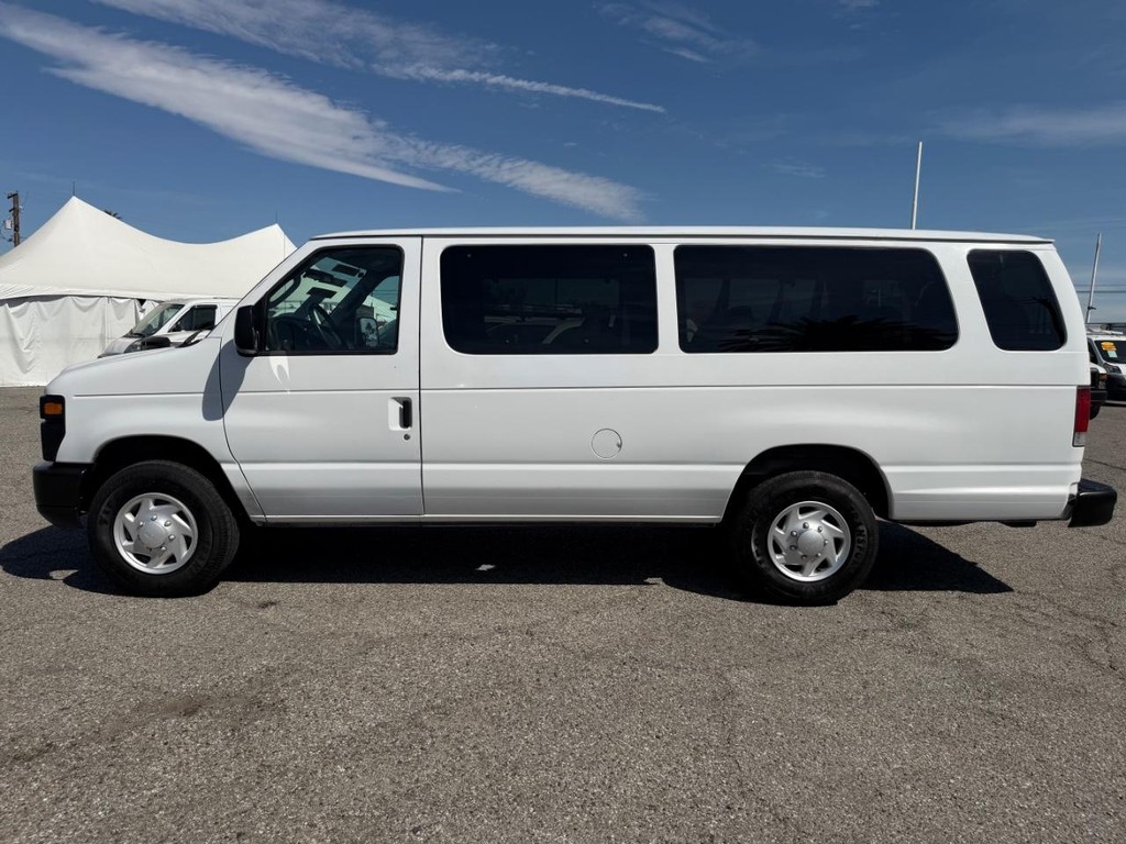Used 2008 Ford E-350 - photo 11