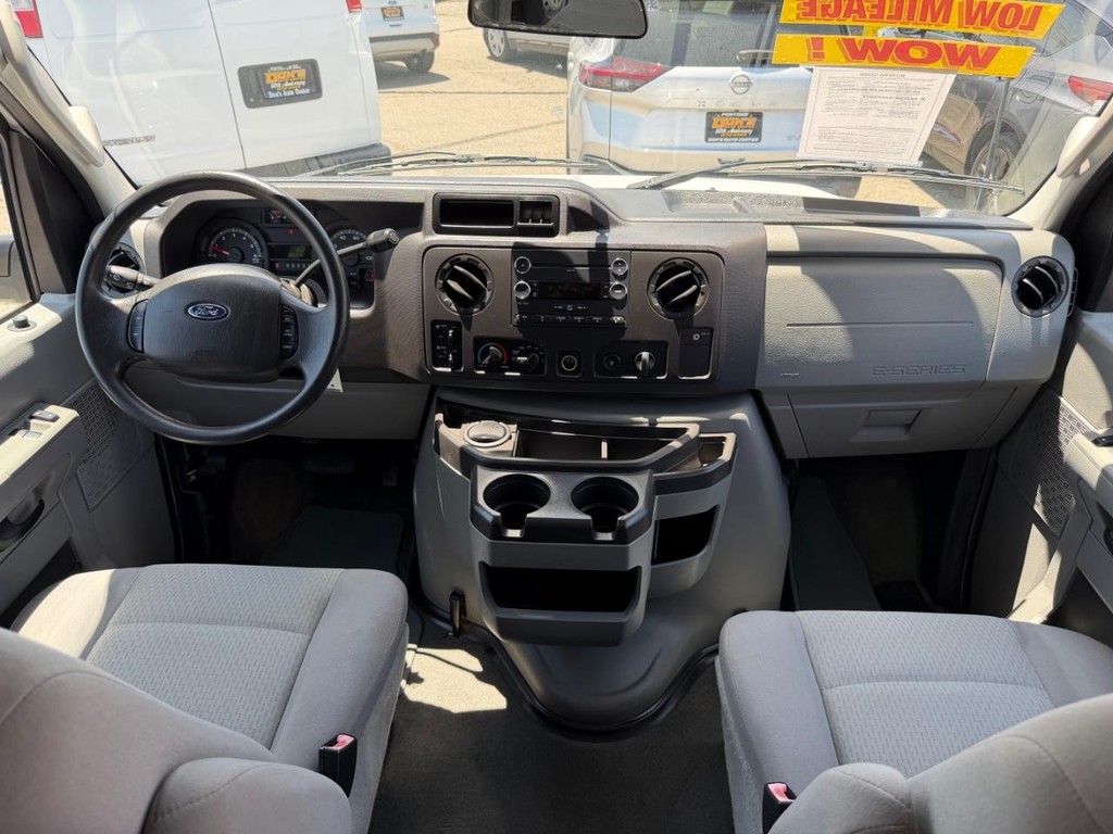 Used 2011 Ford E-350 - photo 25