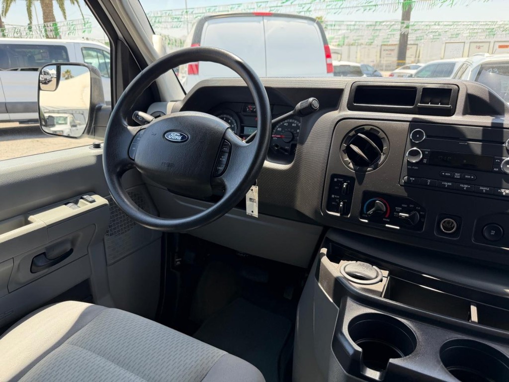 Used 2011 Ford E-350 - photo 26