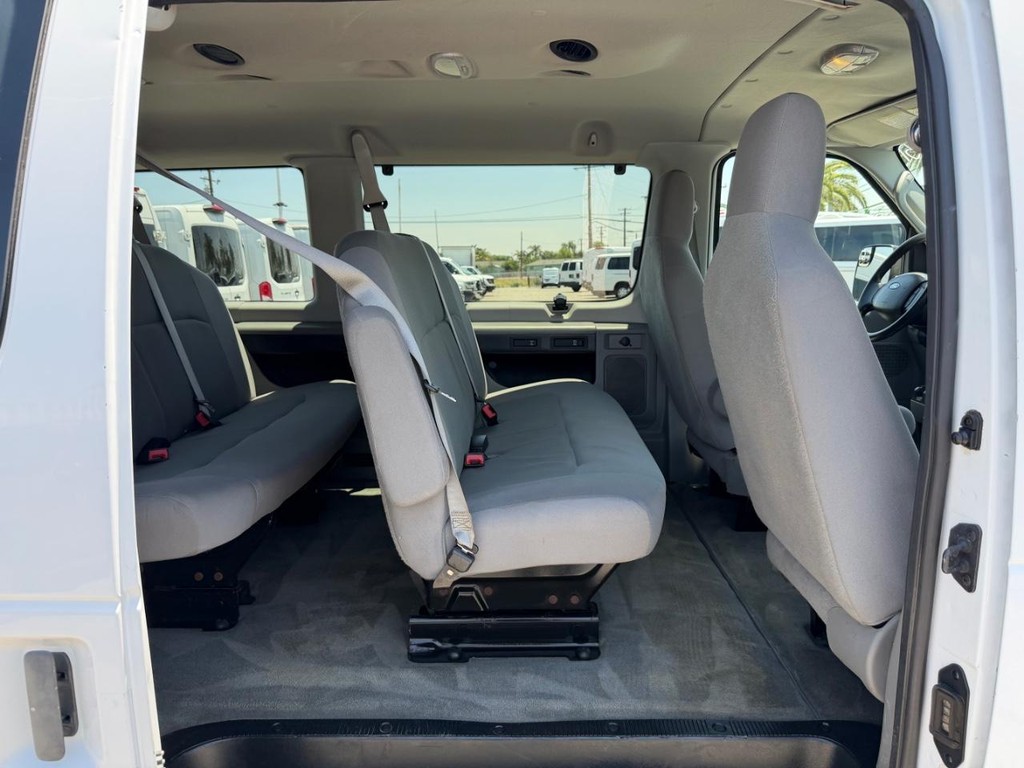 Used 2011 Ford E-350 - photo 37