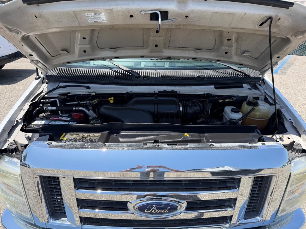 Used 2011 Ford E-350 - photo 49