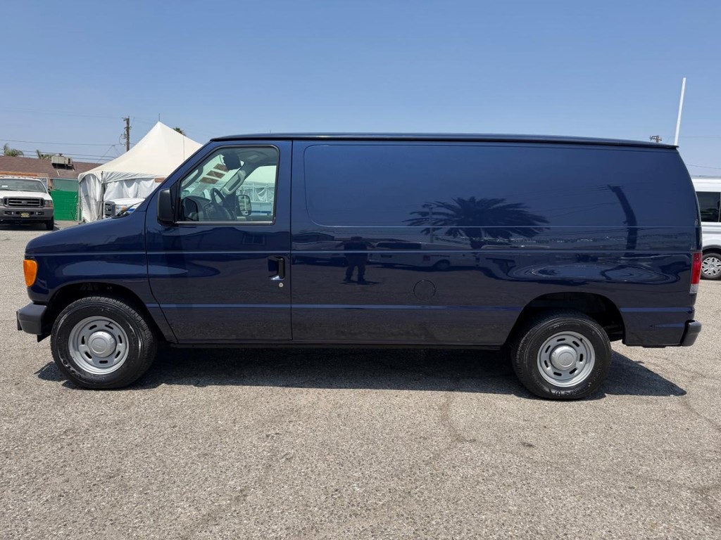 Used 2006 Ford E-150 Empty Cargo Van - photo 11