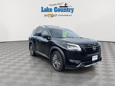 Used 2023 Nissan Pathfinder SL for sale #106103A - photo 2