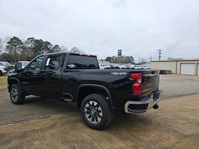 2024 Chevrolet Silverado 2500 Crew Cab 4WD Pickup for sale #24490 - photo 2