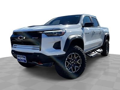 2025 Chevrolet Colorado Crew Cab 4WD Pickup for sale #248981 - photo 1