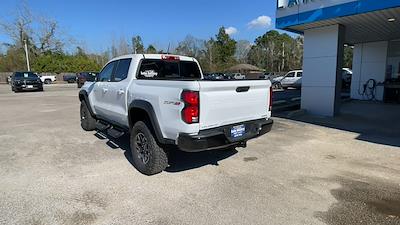 2025 Chevrolet Colorado Crew Cab 4WD Pickup for sale #248981 - photo 2