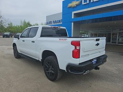 New 2025 Chevrolet Silverado 1500 LT Crew Cab 4WD Pickup for sale #25440 - photo 2
