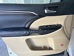 2014 Toyota Highlander FWD SUV for sale #25461AA - photo 23