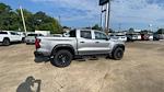 2025 Chevrolet Colorado Crew Cab 4WD Pickup for sale #25524 - photo 3