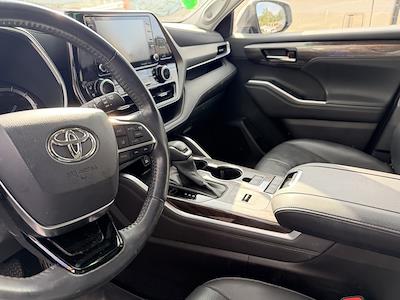 Used 2021 Toyota Highlander Limited for sale #A09035A - photo 1