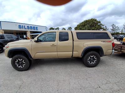 Used 2018 Toyota Tacoma - photo 1