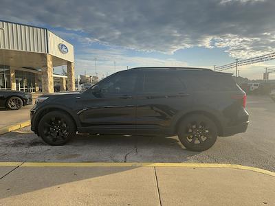 Used 2023 Ford Explorer ST-Line for sale #B61166A - photo 2