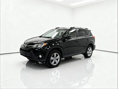 Used 2015 Toyota RAV4 - photo 1