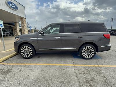 Used 2018 Lincoln Navigator - photo 1