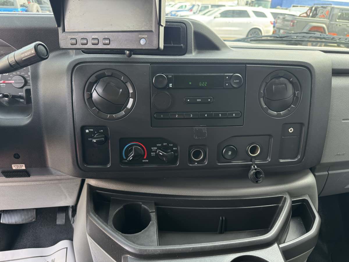 Used 2013 Ford E-150 - photo 14