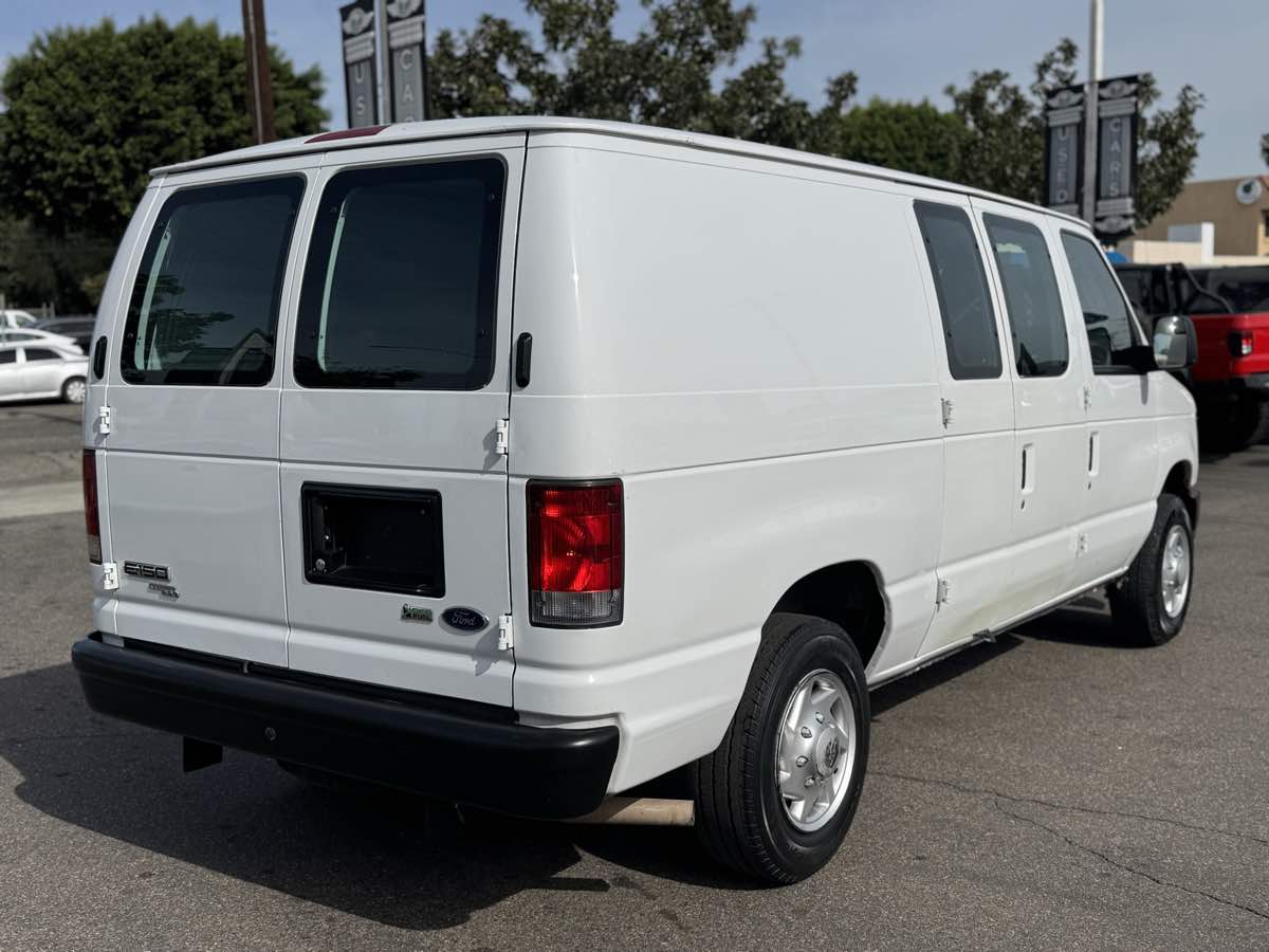 Used 2013 Ford E-150 - photo 11
