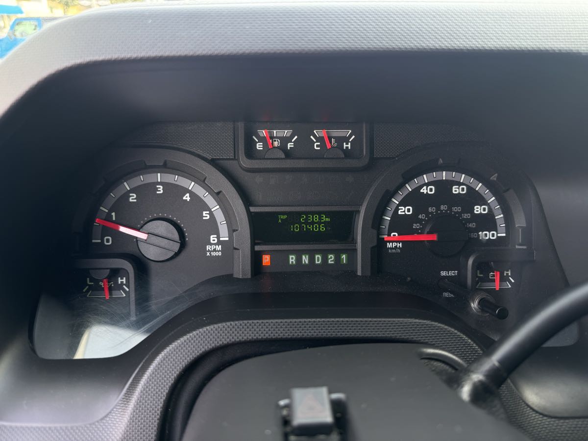 Used 2013 Ford E-150 - photo 13