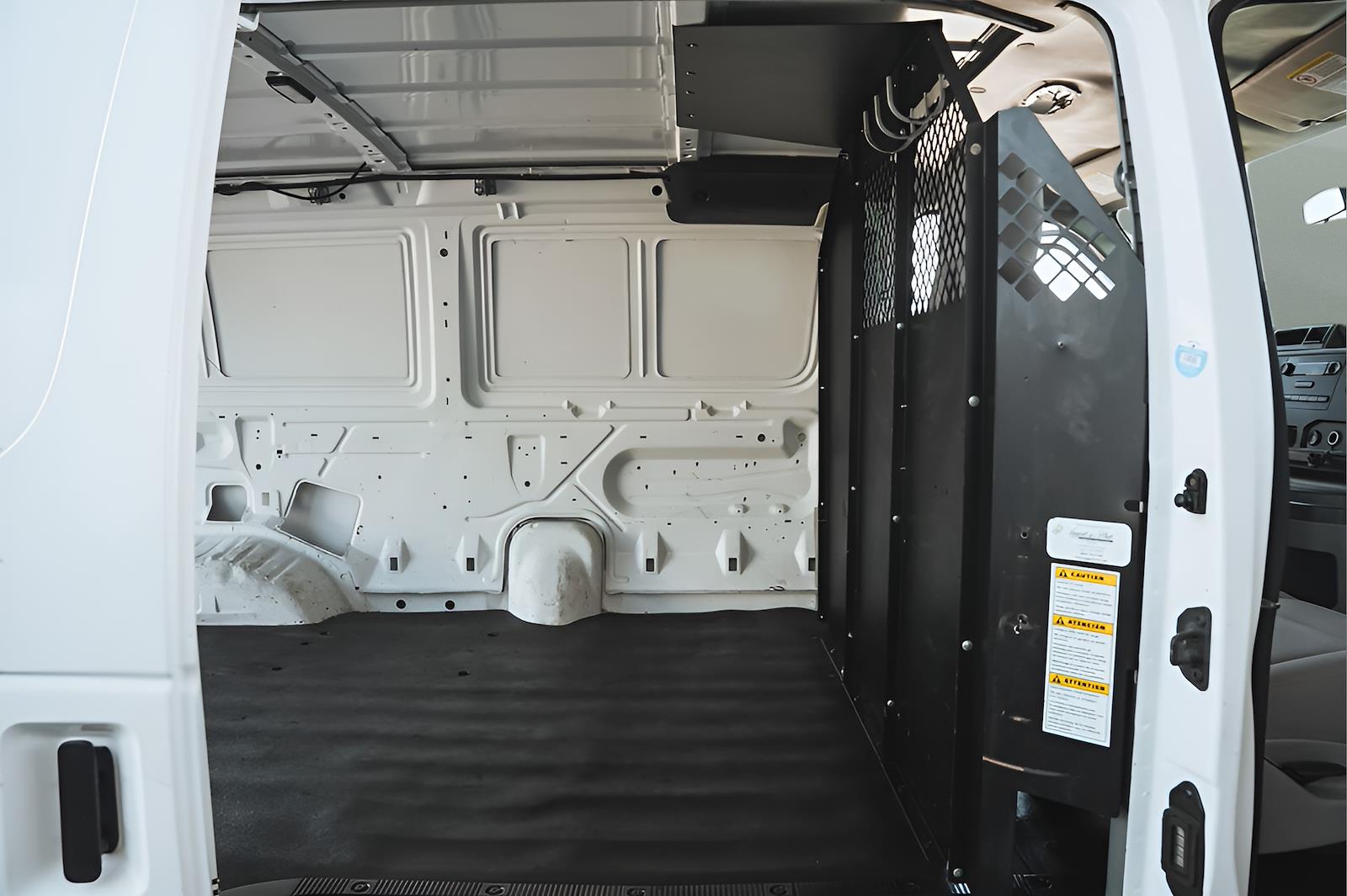 Used 2013 Ford E-150 - photo 11