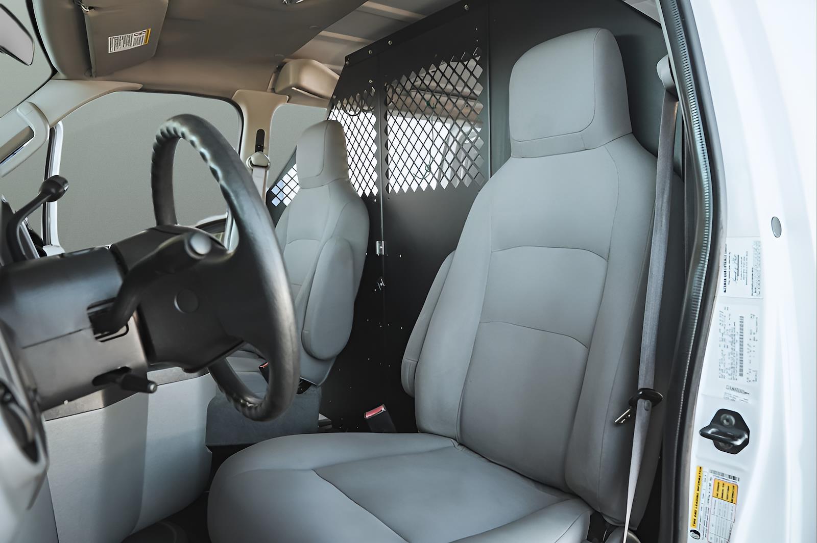 Used 2013 Ford E-150 - photo 14