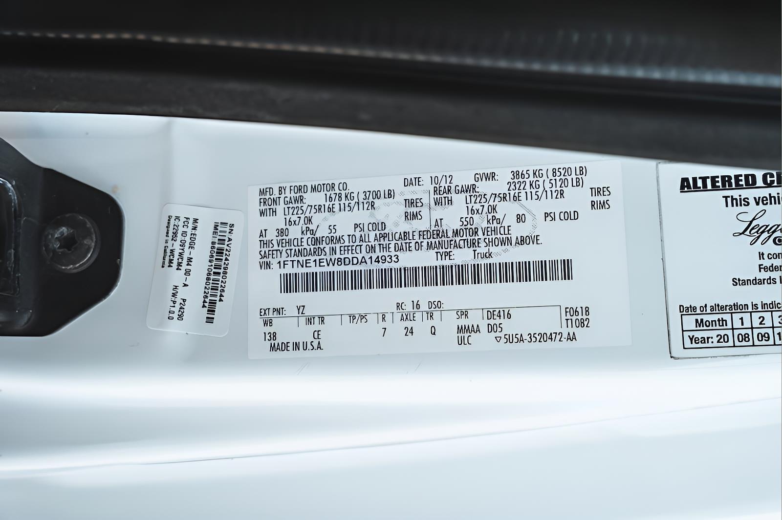 Used 2013 Ford E-150 - photo 24
