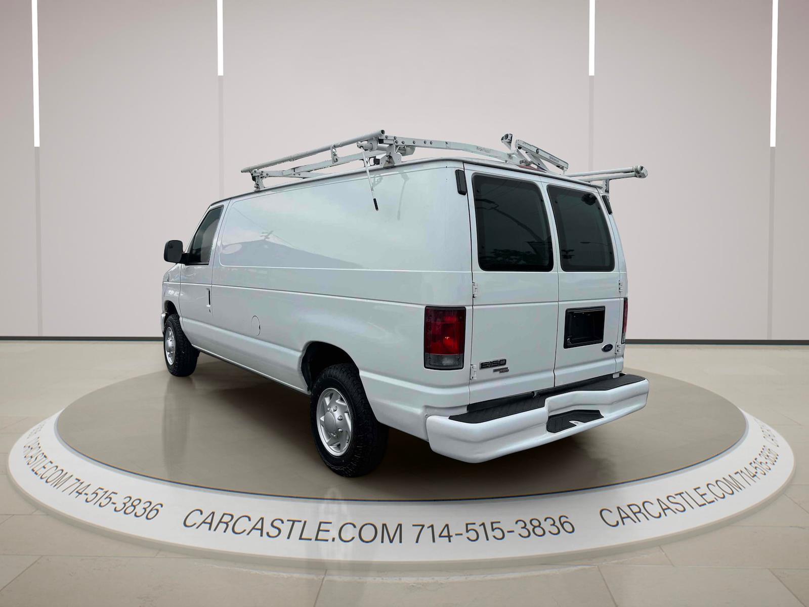 Used 2013 Ford E-150 - photo 5