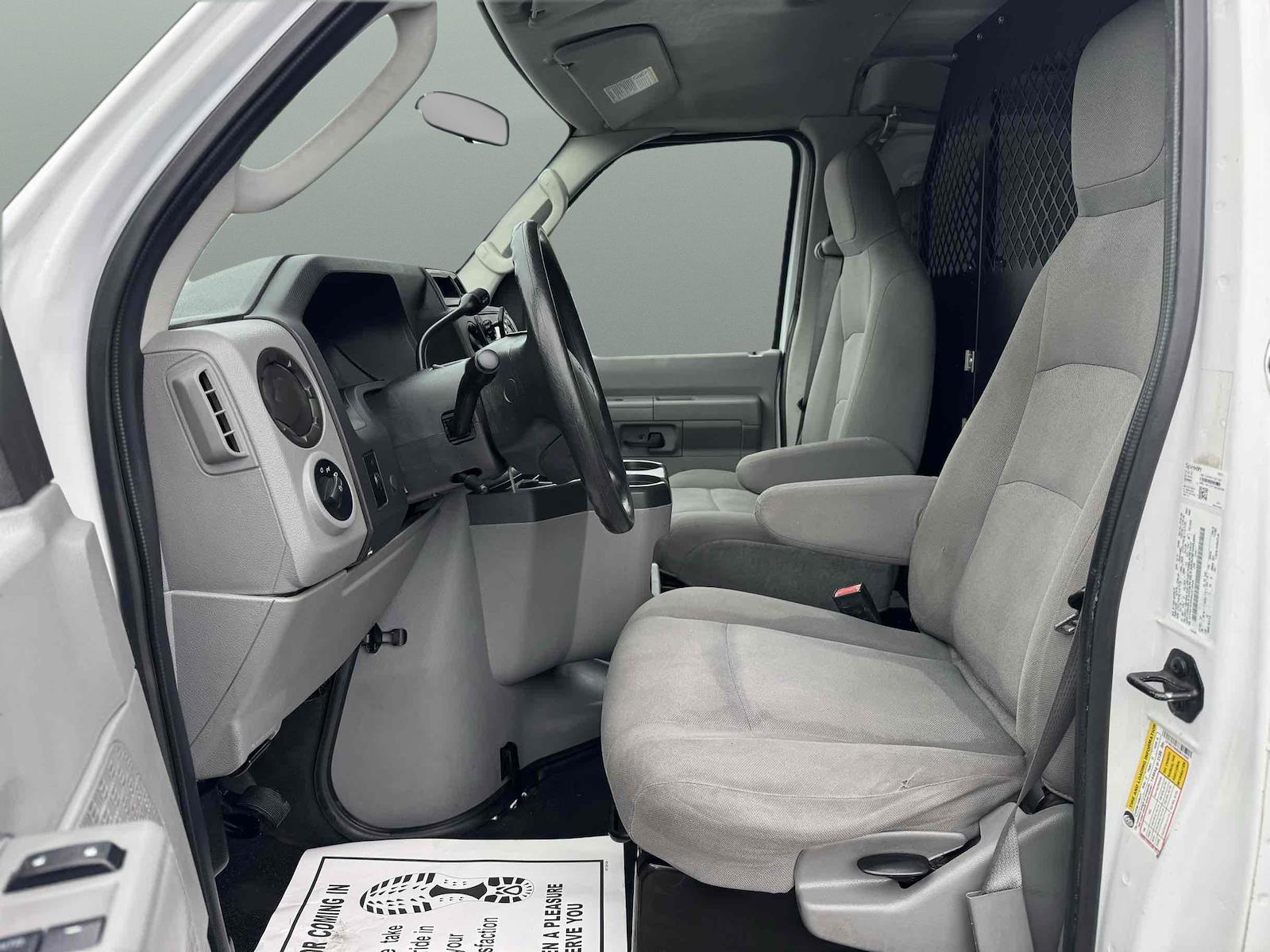 Used 2013 Ford E-150 - photo 8