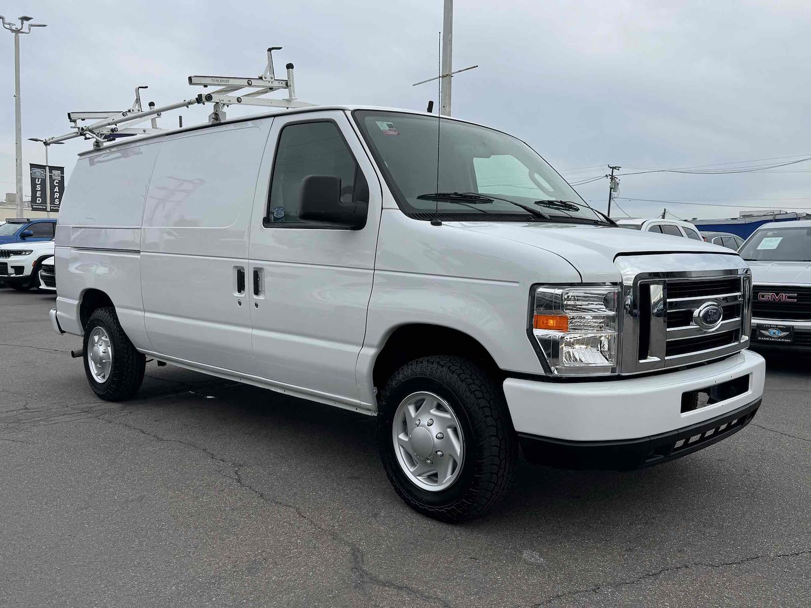 Used 2013 Ford E-150 - photo 5
