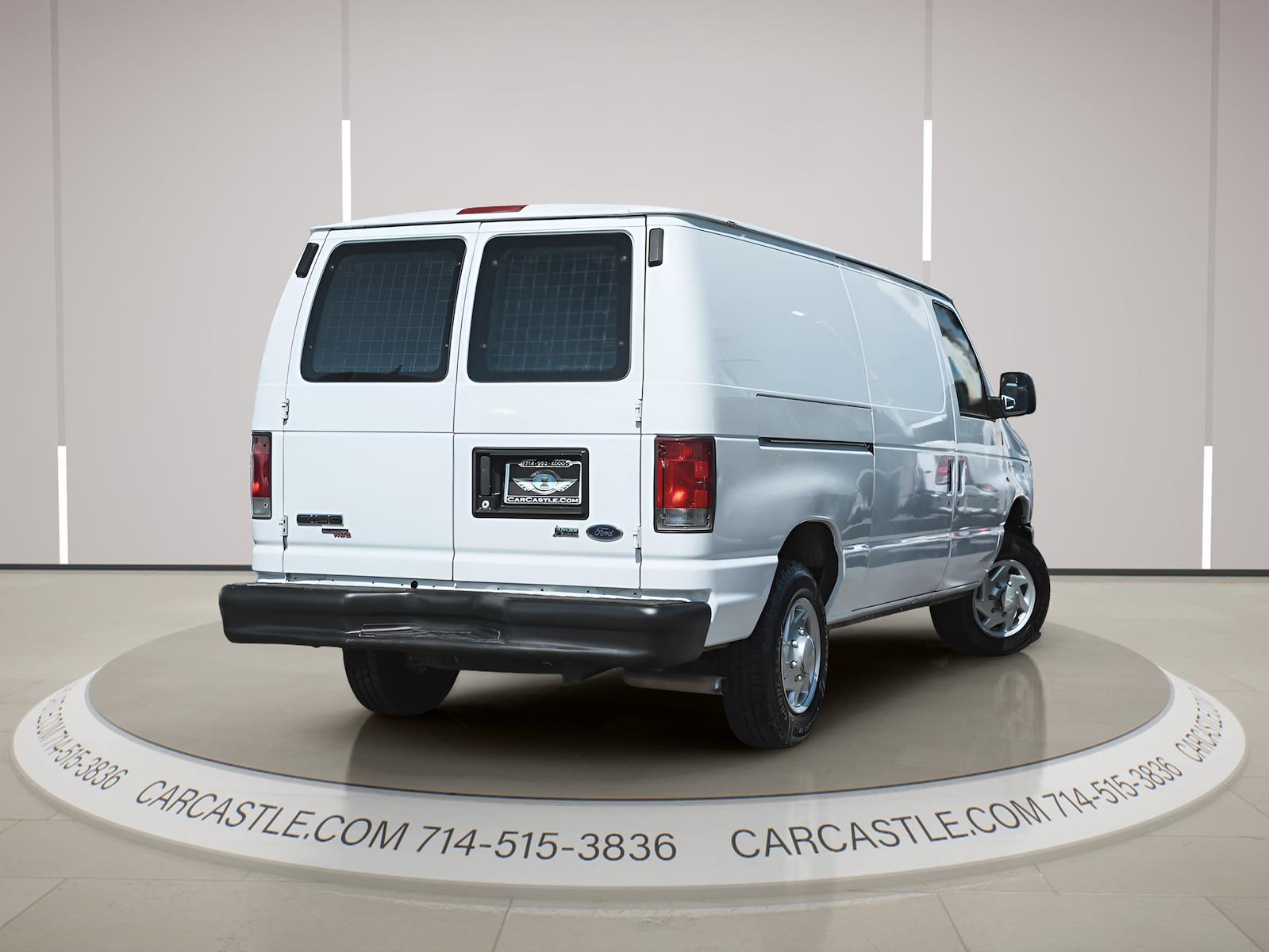 Used 2013 Ford E-150 - photo 22